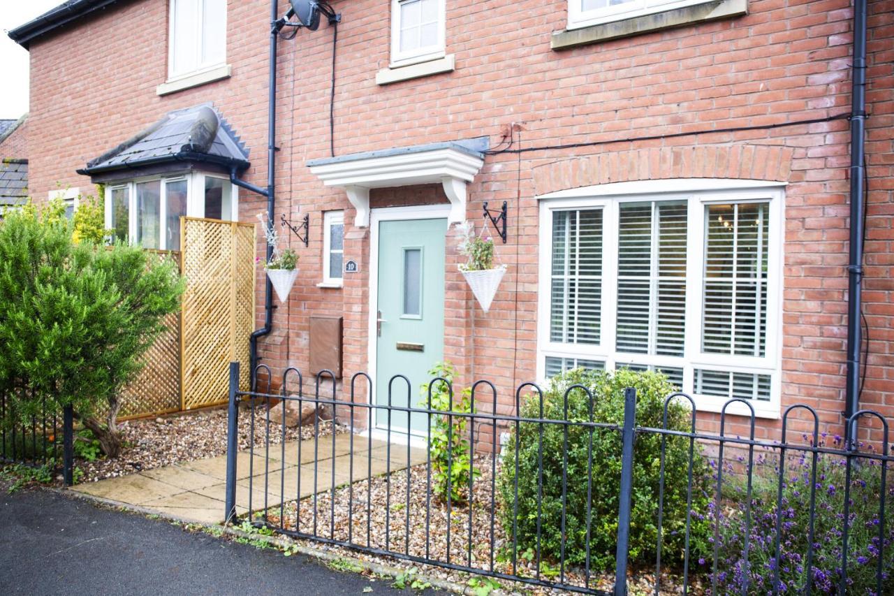 Beautiful House In Stratford Upon Avon Villa ภายนอก รูปภาพ